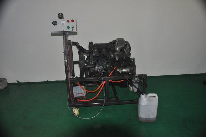 Toyota 2L Engine Trainer on Stand view 3